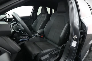 Audi A3 Sportback 40 TFSI e S edition / 4