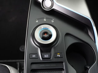 Kia EV6 GT-Line Business Edition 84 kWh  - Stoelverwarming/Ventilatie - GT-Line Design - Led Matrix koplampen - Elektrisch verstelbare voorstoelen met geheugen - Elektrische achterklep - Draadloos Apple Carplay/Android Auto - Fabrieksgarantie t/m 2033 / 33