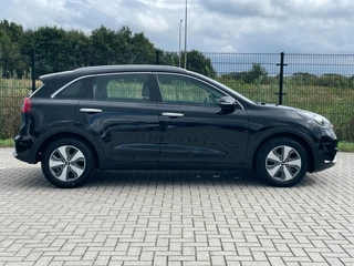 Kia Niro 1.6 GDi Hybrid DynamicLine | Camera | PDC | Carplay | Cruise Control | / 7