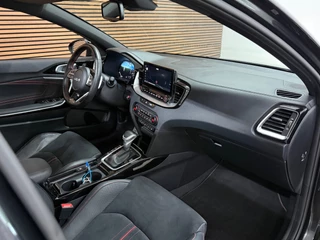 Kia Ceed 1.6 T-GDi GT 204pk | Facelift | VOL! | Pano | LED | Virtual | JBL | ACC | BCA | LFA | Wireless Charg | CarPlay / 6