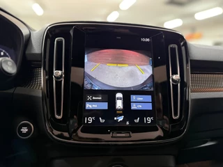 Volvo XC40 1.5 T3 R-Design | Pano | Winterpakket | Elektr voorstoelen+memory | Camera | Carplay / 12