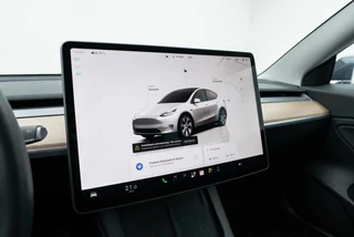 Tesla Model Y Long Range AWD 75kWh Full Self Driving 92% SOH l Warmtepomp l Trekhaak / 16