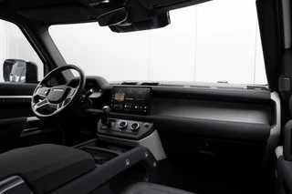 Land Rover | Defender 3.0 D250 110 MHEV SE | Luchtvering | Groot Infotainmentscherm | Premium Audio by Meridian | Black Pack | FULL LED | / 10