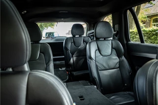 Volvo XC90 2.0 T8 AWD R-Design  Luchtvering Massage Stoelventilatie Head Up Panorama / 24