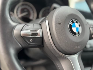 BMW 3 Serie 318i Executive M Sport I Navigatie I Trekhaak I Xenon I Dealer ond. I NL auto / 35