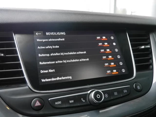 Opel Grandland 1.6 Turbo Hybrid Business Executive | Stoelverwarming en ventilatie | 225 PK | 19 inch lichtmetalen velgen | Lederen bekleding | Parkeersensoren v+a | Elektrisch verstelbare bestuurdersstoel / 37