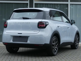 Leapmotor B03X ProMax Design 53 kWh 197PK, Apple Carplay/Android Auto 360 graden camera, Stoel & Stuurverwarming, Navigatie / 2