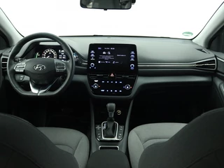 Hyundai IONIQ 1.6 GDi PHEV Comfort Carplay navigatie | Trekhaak | Camera | S / 17