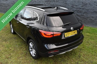 MG EHS 1.5 TGDI Luxury Plug In Hybrid PANORAMADAK/LEDER/DODE HOEK DET./VOL!/ETC.! / 28