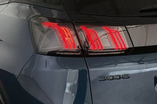 Peugeot 3008 1.2 PureTech GT Black Pack Trekhaak Keyless Stoelverwarming / 21