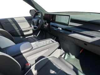 Kia EV9 GT-line AWD 99,8 kwh 7 zits | 385 PK | Geventileerde/verwarmde stoelen | Wireless Carplay & Android auto | 2.500 kg trekgewicht | Meridian | Fabrieksgarantie t/m 19-6-2033 +3x 1 jaar*  | NAP / 13