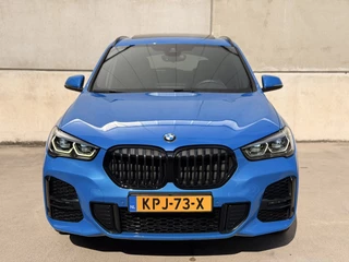 BMW X1 xDrive25e M Sport Pano Leder H/K HUD Trekh 19' Shadowline / 11