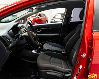 Kia Rio 1.2 CVVT ComfortLine | 5 deurs | Airco | Metallic lak! / 7