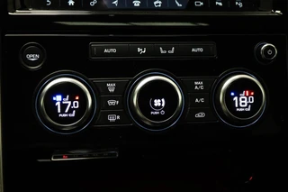 Land Rover Discovery 3.0 Si6 HSE Luxury 7p. | LUXURY PACK | STUURVERWARMING | ACHTERBANKVENTILATIE | MASSAGE | HEAD UP | 360 CAMERA | TREKHAAK / 58