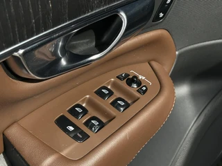 Volvo XC90 2.0 T8 Recharge AWD Inscription | Panoramadak | Luchtvering | Trekhaak / 26