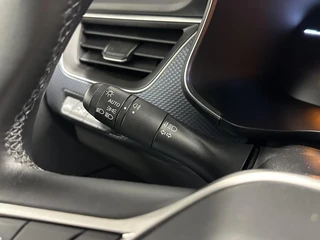 Renault Arkana 1.6 E-Tech full hybrid 145 evolution CAMERA CRUISE LM NAVI CARPLAY. / 24