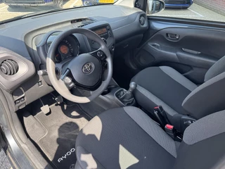 Toyota Aygo FUN 5-DEURS NL-AUTO AIRCO CENTRALE VERGRENDELING / 8