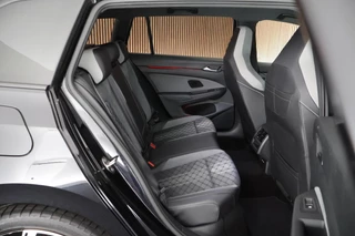 Volkswagen Golf Variant 1.5 eTSI 150pk DSG 2x R-Line h/k Navigatie Adaptive Cruise PDC Virtual Cockpit / 12