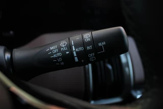 Suzuki e VITARA Style 61 kWh Elektrische Bestuurdersstoel, Stoelverwarming, Interieur voorverwarming, Panoramadak / 38