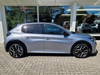 Peugeot 208 1.2 Hybrid 145 e-DCS6 GT | Massagestoel | Alcantara | Achteruitrijcamera | Apple Carplay/Android Auto | Stoelverwarming / 4
