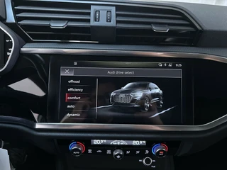 Audi Q3 Sportback 35 TFSI Business Edition Virtual Cockpit Navigatie Parkeersensoren App-Connect / 18