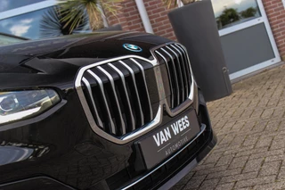 BMW 2-serie Active Tourer 230e xDrive Luxury Line | 1e eigenaar | BTW auto | Driving Assistant | Harman Kardon | 360 camera | Panoramadak | Head-up | M-sportstuur | Keyless entry / 56