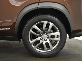 Lexus NX 300h AWD 25th Edition / 32