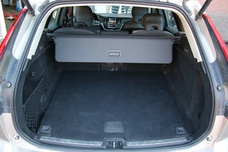 Volvo XC60 B4 Mild-Hybrid / 22