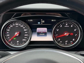 Mercedes-Benz E-Klasse 200 BUSINESS Solution Automaat 19 Inch Trekhaak / 4