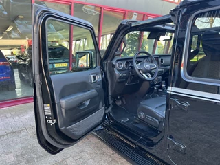 Jeep Wrangler Unlimited 4xe 380 Sahara  | Irmscher | Cross | Camera voor | / 14