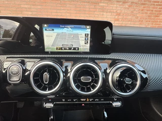 Mercedes-Benz A-Class Progressive Camera Navigatie Half leder Sportstoelen / 8