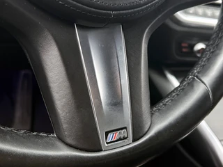 BMW 3-serie 330e xDrive | Dravit Grau | Camera | Stoelverwarming | Memory Stoelen | / 23