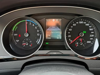 Volkswagen Passat Variant 1.4 TSI PHEV GTE Business / 26