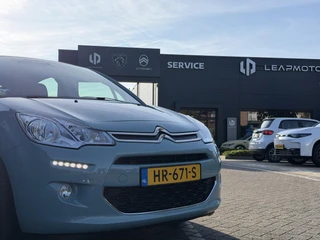 Citroen C3 Feel Edition 1.2 PureTech 82PK Navigatie, Climate Control, Cruise Control, Bluetooth, Elektrische Ramen Voor / 4