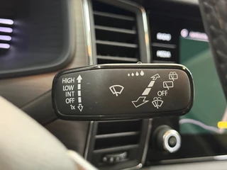Skoda Kodiaq 1.5 TSI Ambition 7p. | 7-persoons | Carplay & Android Auto | Trekhaak | Camera | Stoelverwarming | KESSY | 18 Inch / 32