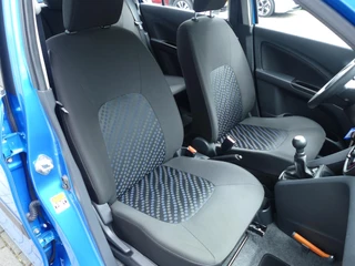 Suzuki Celerio 1.0 Dynamic Airco, Navigatie / 22