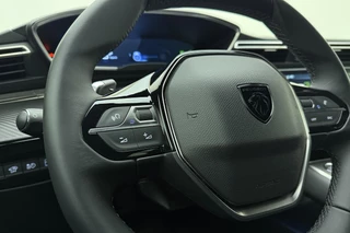 Peugeot 508 1.6 HYbrid 180 e-EAT8 Allure Avantage | NIEUW | Nieuwprijs: € 53.037 | tot 68km elektrisch WLTP | AGR Comfortstoelen | Stoelverwarming | Elektr. achterklep | Achteruitrijcamera | Adaptieve Cruise Control / 24