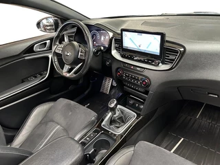 Kia ProCeed 1.0 T-GDI GT-Line | Elektrisch Glazen Schuif / Kanteldak | Apple Carplay / Android Auto | Navigatiesysteem | Stoel + Stuurverwarming | Licht + Regensensor | Parkeersensoren + Camera Achter | Cruise Control | 17” Lichtmetalen Velgen | Climate Control Rijstrooksensor + Correctie / 30
