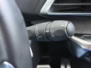 Peugeot 3008 GT SOH: 99% | PHEV | APPLE CARPLAY | ELEKTRISCHE ACHTERKLEP | CAMERA VOOR + ACHTER | ADAPTIVE CRUISE CONTROL | FOCAL AUDIO | DODEHOEK DETECTIE| RIJKLAARPRIJS INCL. 12 MND BOVAG GARANTIE / 34