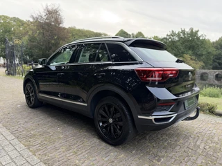 Volkswagen T-Roc 1.5 TSI Sport Business R | Pano | Camera | Keyless | / 23