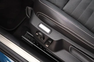Volkswagen Passat Variant 1.5 TSI 150pk DSG R-Line Business + Keyless Panoramadak 360Camera Stoelverwarming Virtual Cockpit Navigatie / 42