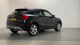 Audi Q2 30 TFSI Epic LED Navigatie Climate Control Parkeersensoren / 5
