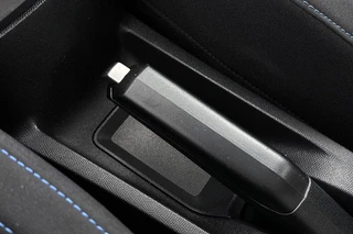 Citroen C3 1.2 Turbo 100pk Plus Apple CarPlay Parkeersensoren Cruise Control / 31