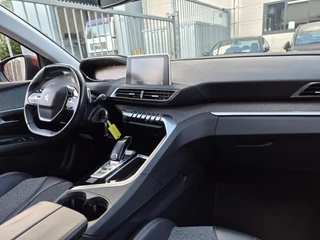 Peugeot 3008 1.2 PureTech Allure|Panorama|Trekhaak|NW Riem / 22