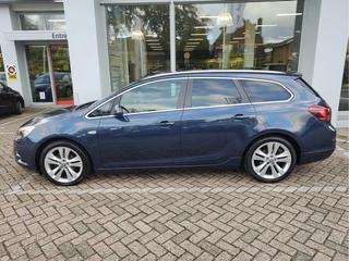 Opel Astra Sports Tourer 1.4 TURBO SPORT  Navi | Clima | Sportonderstel | Regensensor / 2