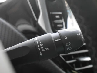 Peugeot 2008 1.2 110PK PureTech Allure | Apple Carplay | Navigatie | Cruise Control | Parkeersensoren | Camera / 20