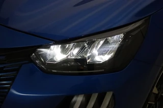 Peugeot 208 1.2T 100pk Allure | DEMO | Navigatie | Apple Carplay/Android Auto | Camera | Climate & Cruise control | Parkeersensoren | LED koplampen | / 31