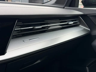 Audi A3 35 TFSI S-Line Automaat ACC B&O Black Style / 54