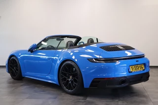 Porsche 911 Cabrio 3.0 Carrera 4 GTS  Sport Chrono X- Sight NL Auto 480PK! Shark blue Dealer onderhouden 24 Maanden garantie* (Vraag naar de voorwaarden) / 4