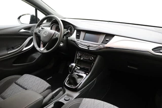 Opel Astra Sports Tourer 1.2 Turbo 130pk Edition 2020 | Navigatie | Achteruitrijcamera | Climate control | LED koplampen | Parkeersensoren | Lichtmetalen velgen | Extra getint glas | Dakrails / 4